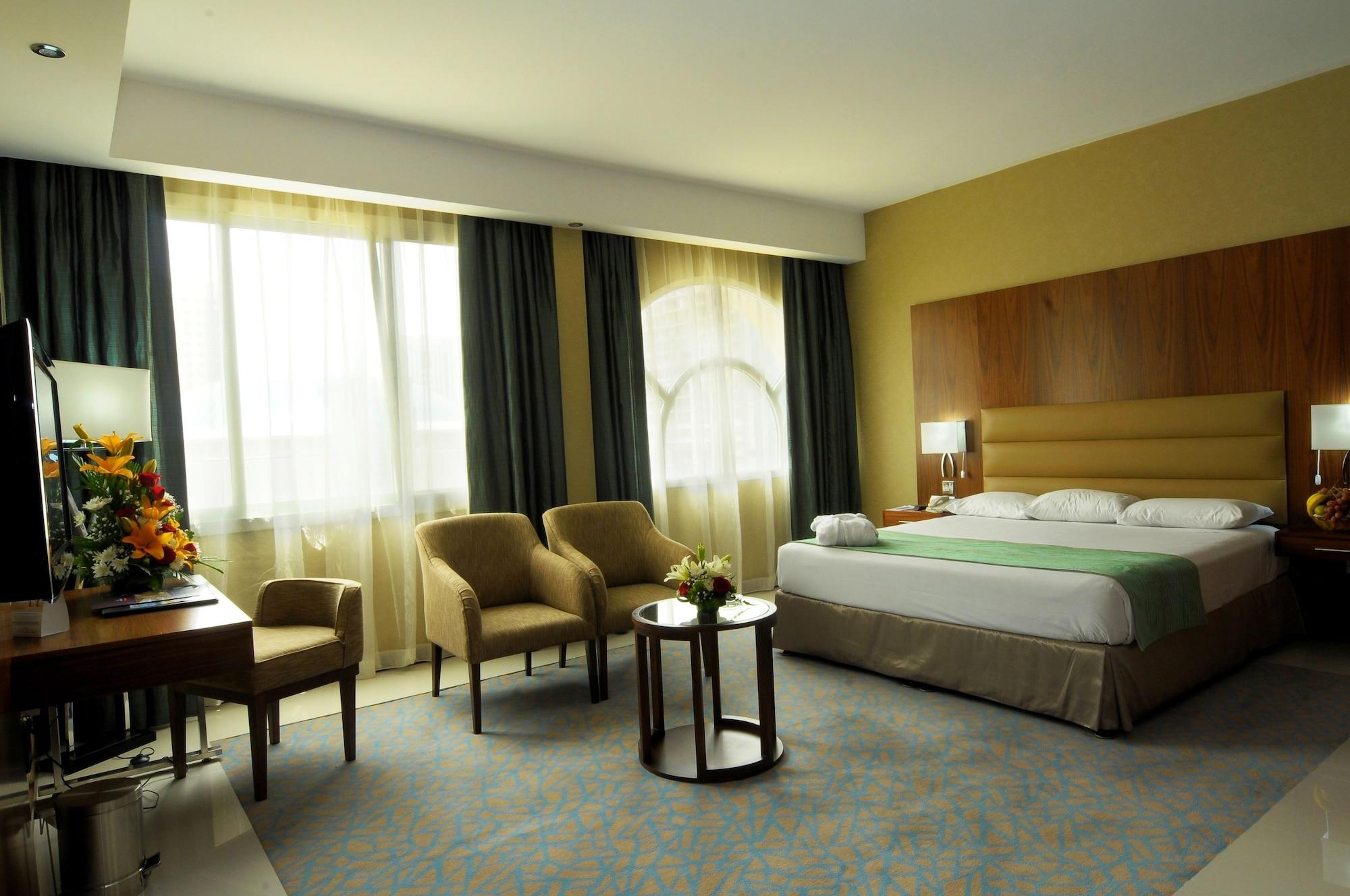 Howard Johnson By Wyndham Abu Dhabi Downtown Εξωτερικό φωτογραφία